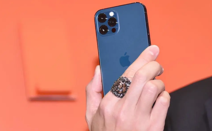 泰山苹果手机维修分享iPhone12系列重启方法教程 
